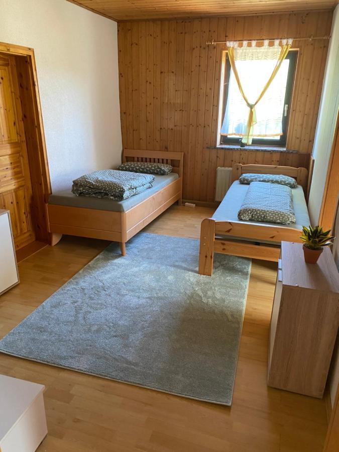 Ruhige Ferienwohnung Dreihansen Lossnitz Exterior photo